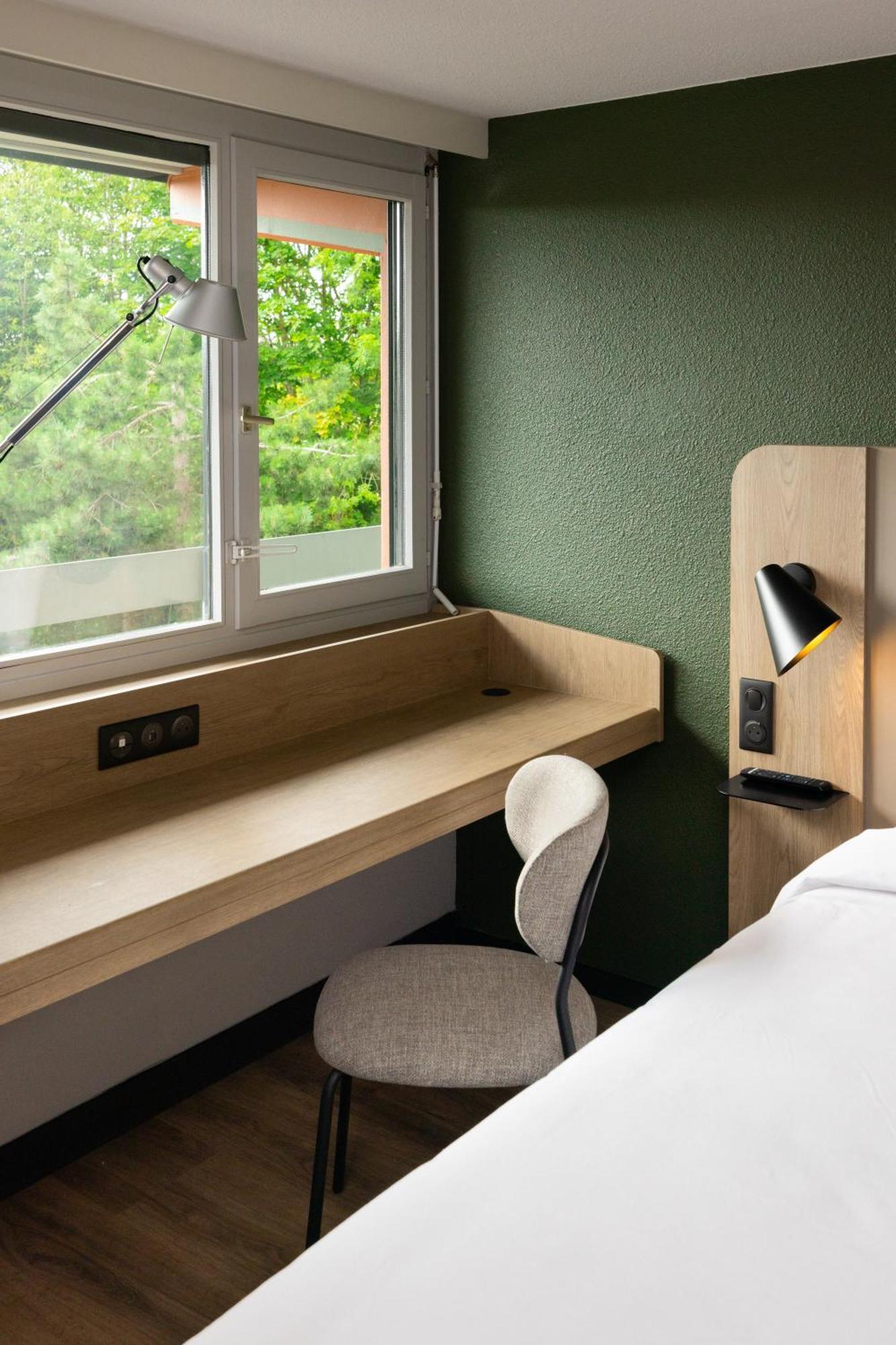 Hotel Campanile Prime - Nimes Centre Zewnętrze zdjęcie