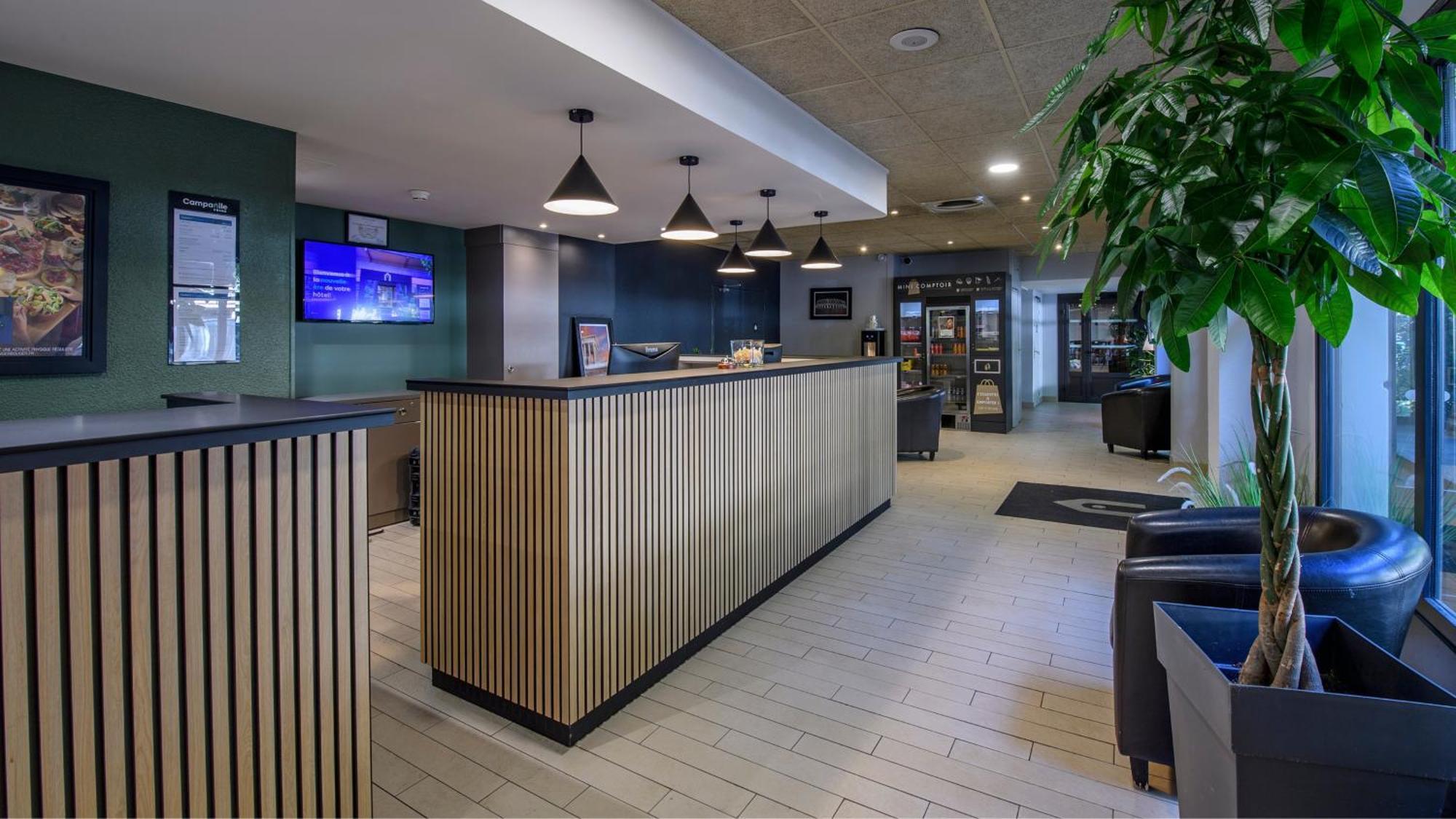 Hotel Campanile Prime - Nimes Centre Zewnętrze zdjęcie