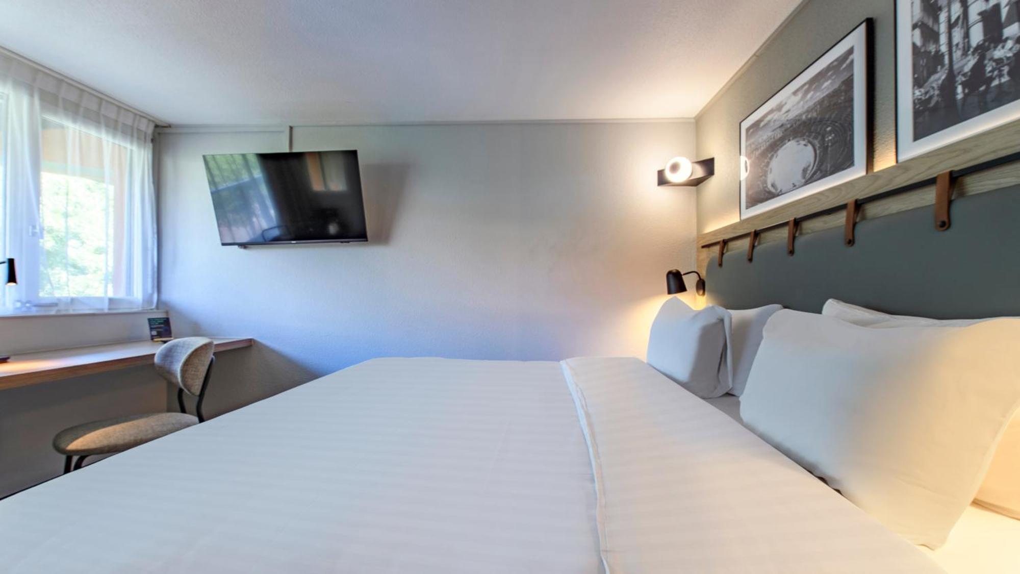 Hotel Campanile Prime - Nimes Centre Zewnętrze zdjęcie